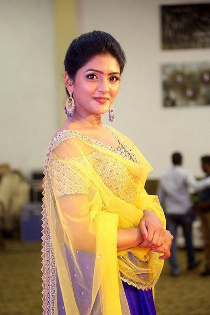 Telugu Actress Eesha Rebba In Yellow Lehenga Voni 9